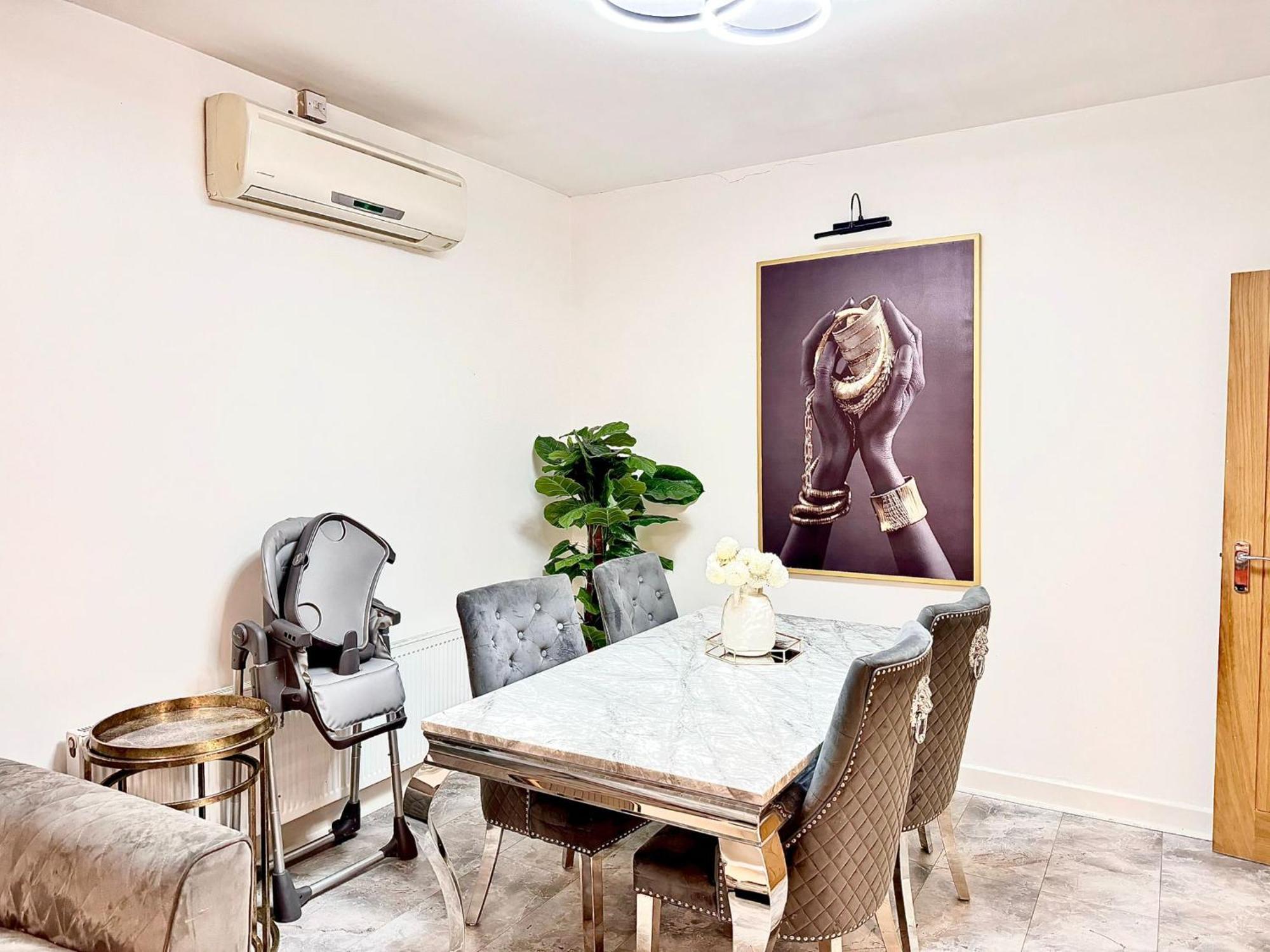 Deluxe Spacious King Size Room Hornchurch 외부 사진